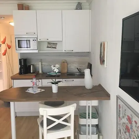 Ostseekoje Timmendorfer , Parkplatz , 100 M Zum דירה טימנדורפר שטרנד